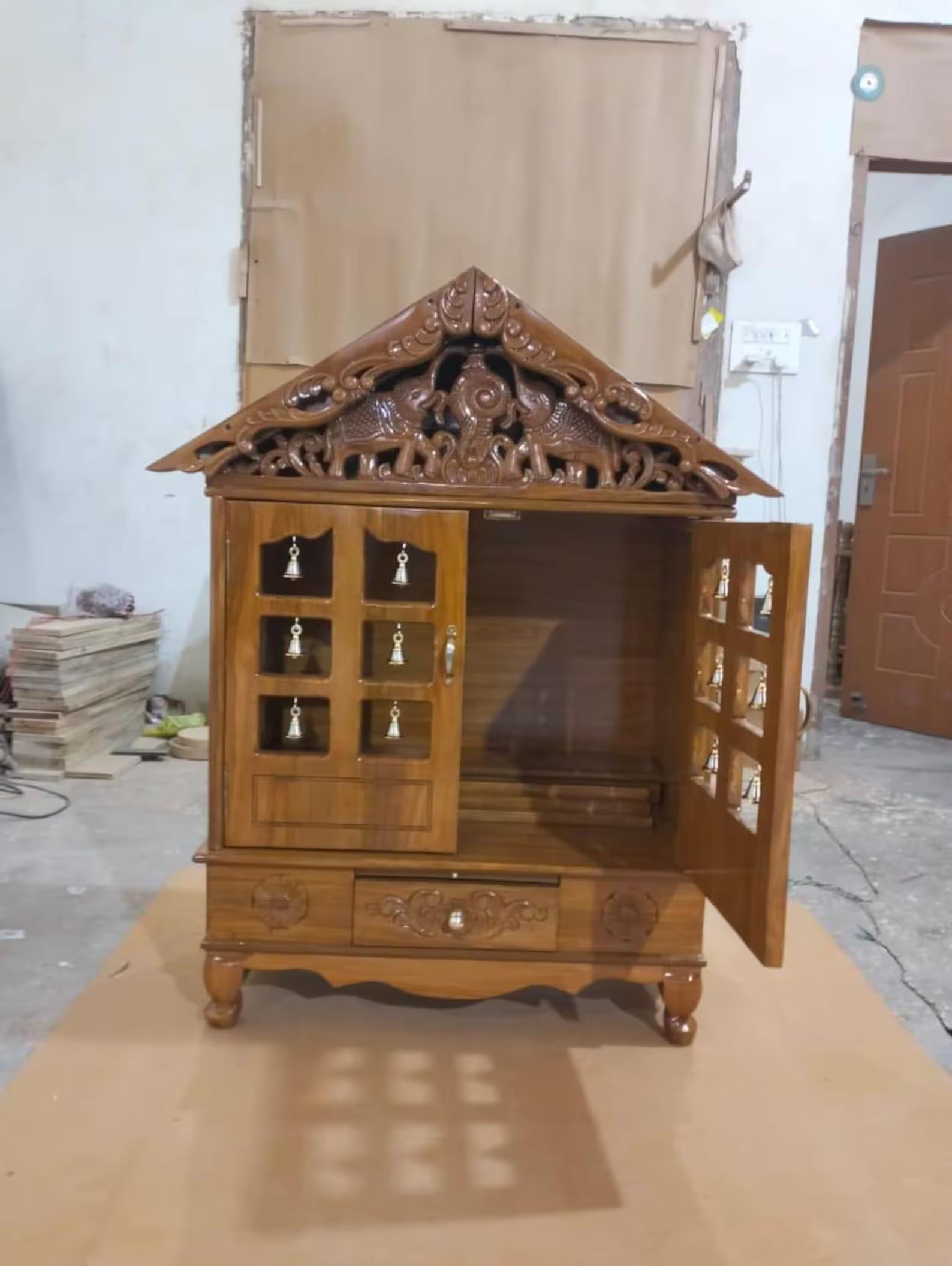 Handmade Teakwood Mandir: Customizable Home Temple with Hand Carved Details