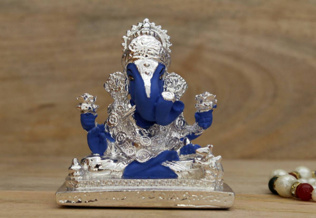 3.5" GANESH SITTING ON BASE SILVER PLATTING