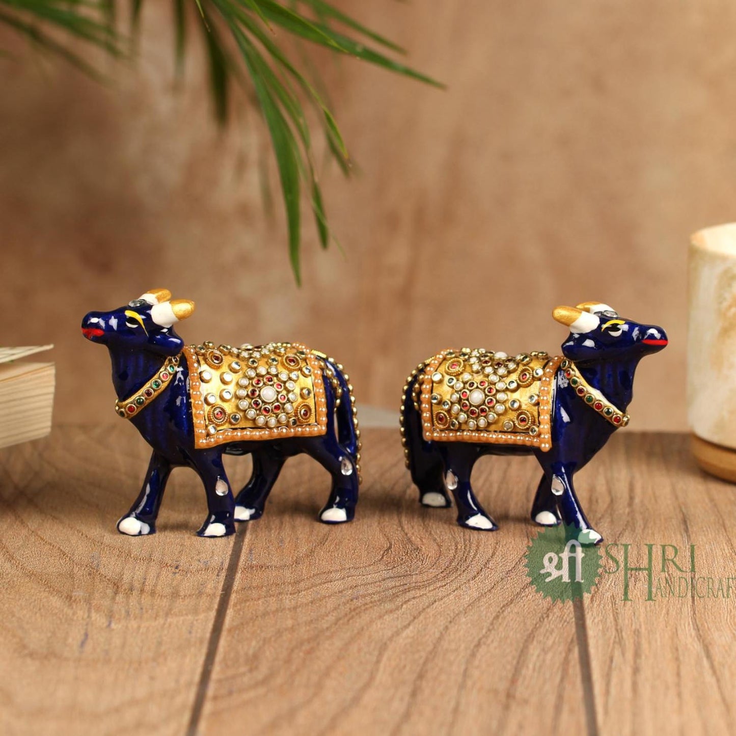 MT-1108-3 (3" COW SAMNE MUH JWELLERY STONE PAINTING)