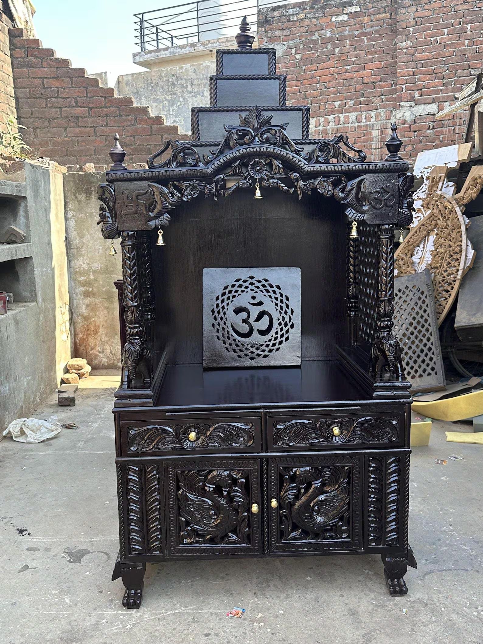 Handmade Teakwood Mandir: Customizable Wooden Home Temple