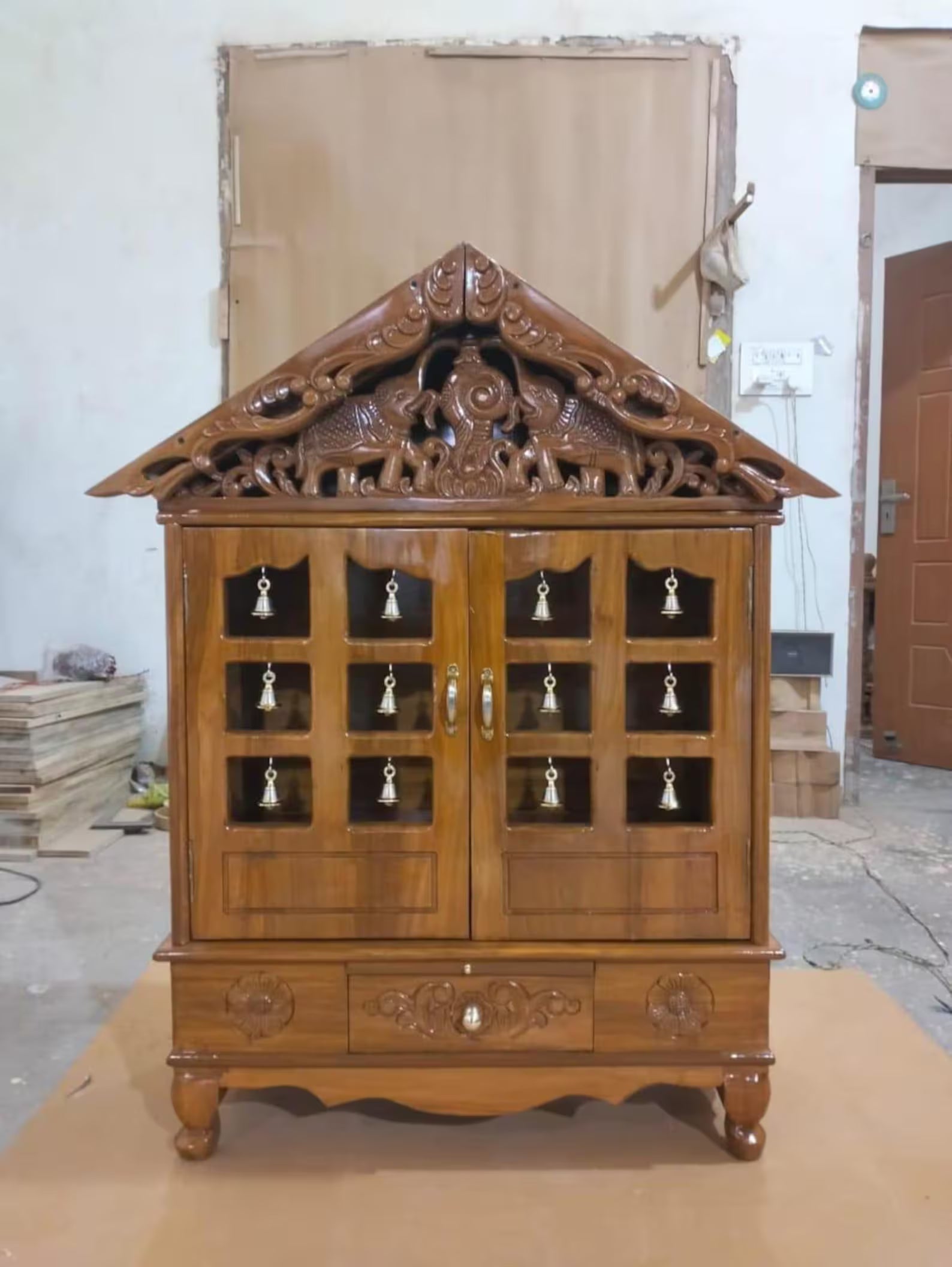 Handmade Teakwood Mandir: Customizable Home Temple with Hand Carved Details
