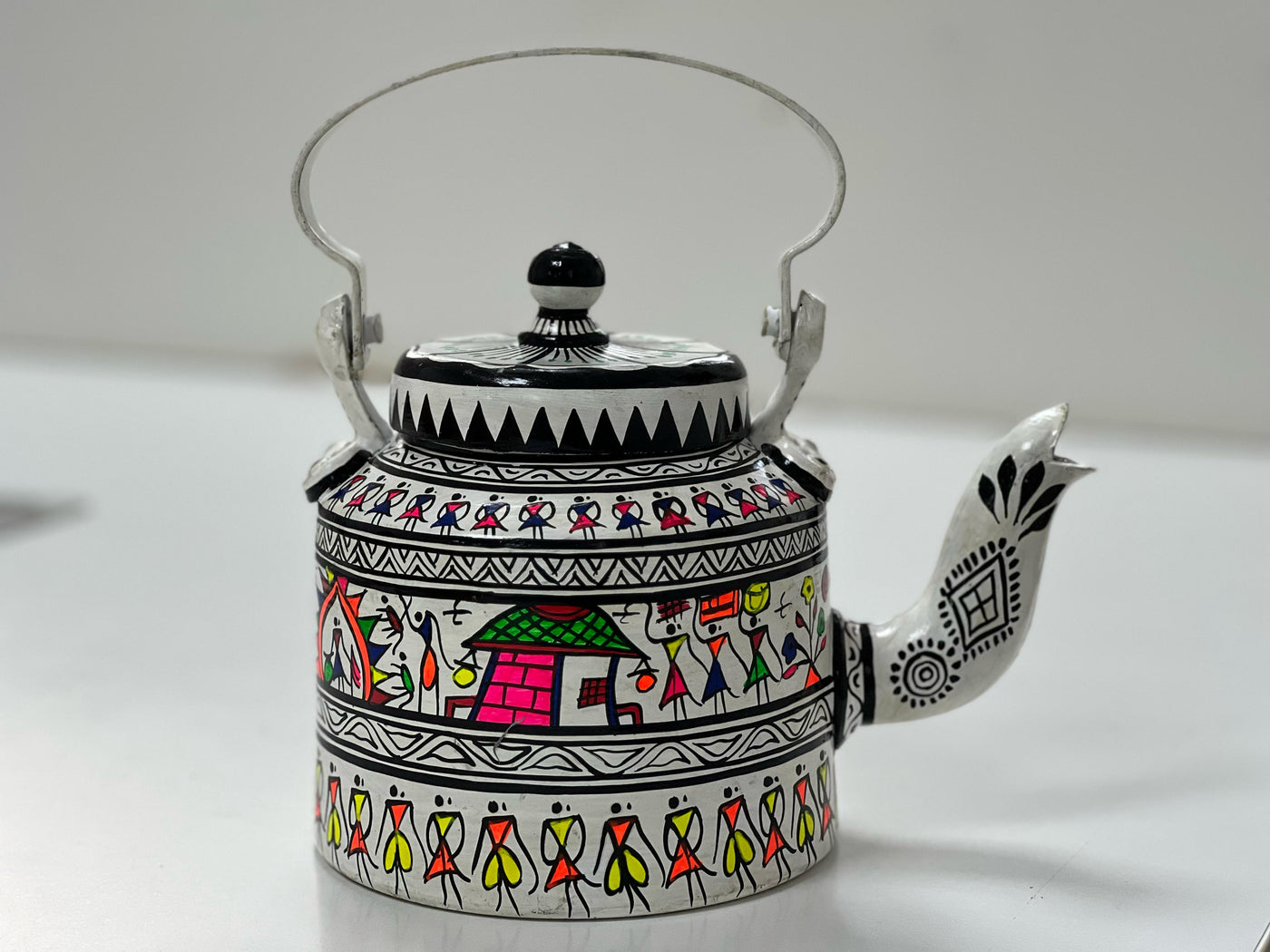 Odisha Saura Art Tribal Kettle For Decor - Kondapalli Toys