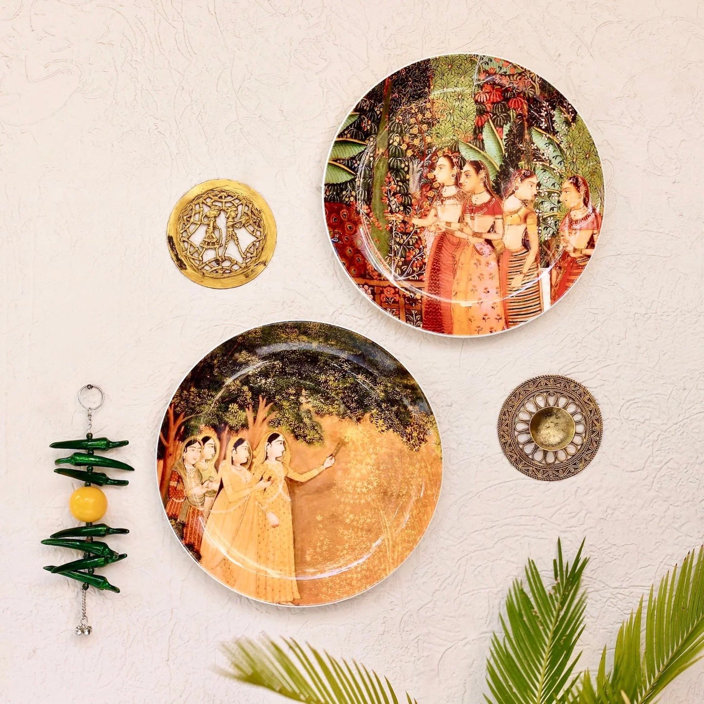 Women firework wall plate - 5605